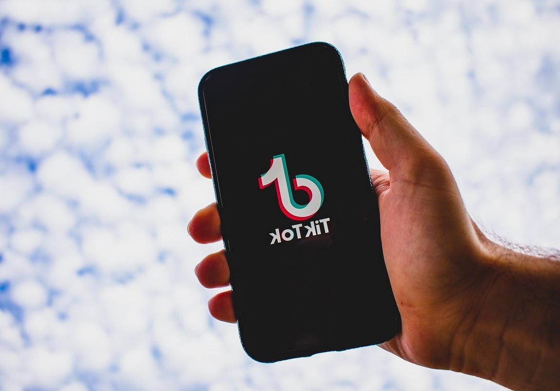 tiktok live streaming phone